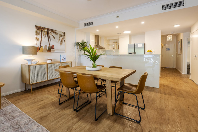 The Bay Apartments 3BR Poolside Apt 2 1200px 5