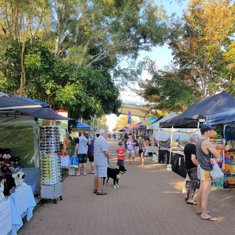 Urangan Pier Park Community Markets Google 1200px
